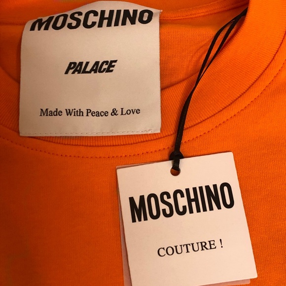 Moschino Palace Skateboards Mens Size Small Designer T-Shirt - Picture 4 of 6